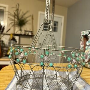 Double Twist Silver Colored Green & Lavender Flowered Wire Metal Basket Oval